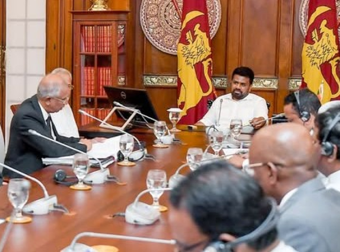 வடக்கு மற்றும் கிழக்கு மக்கள் எதிர்கொள்ளும் பிரச்சினைகளுக்கு புதிய அரசியல் தீர்வொன்று அவசியம் ஜனாதிபதி